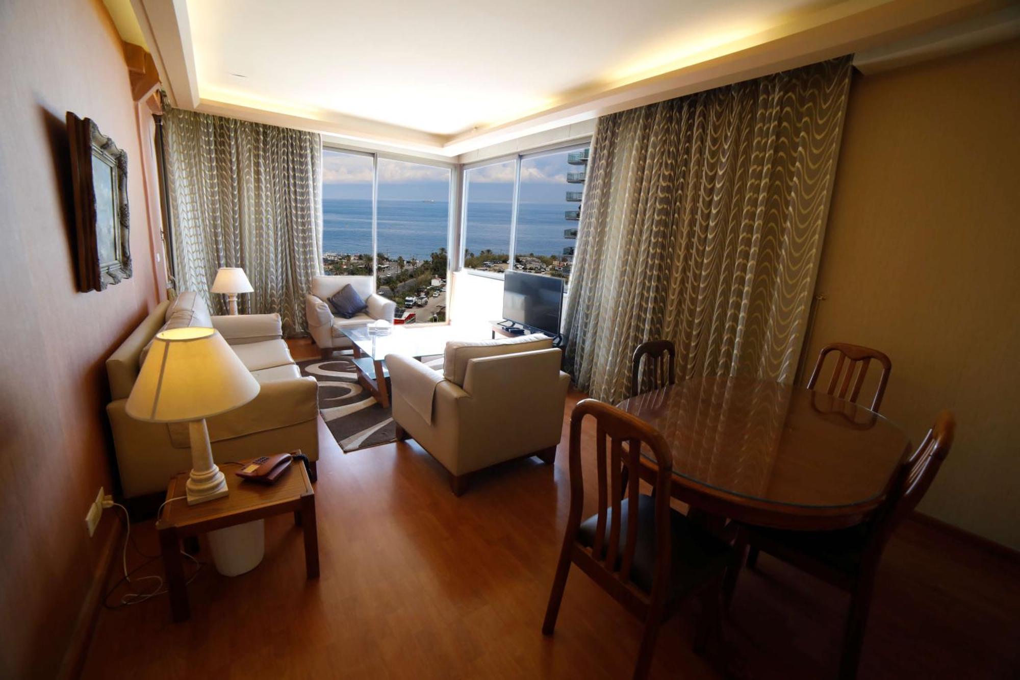 Holiday Home Suites Бейрут Экстерьер фото