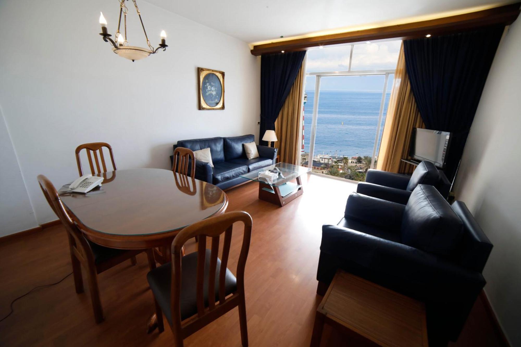 Holiday Home Suites Бейрут Экстерьер фото